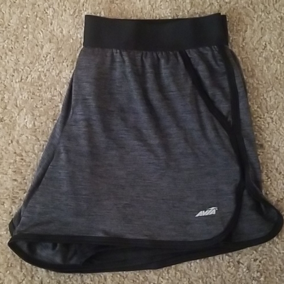 Avia shorts - Picture 1 of 2